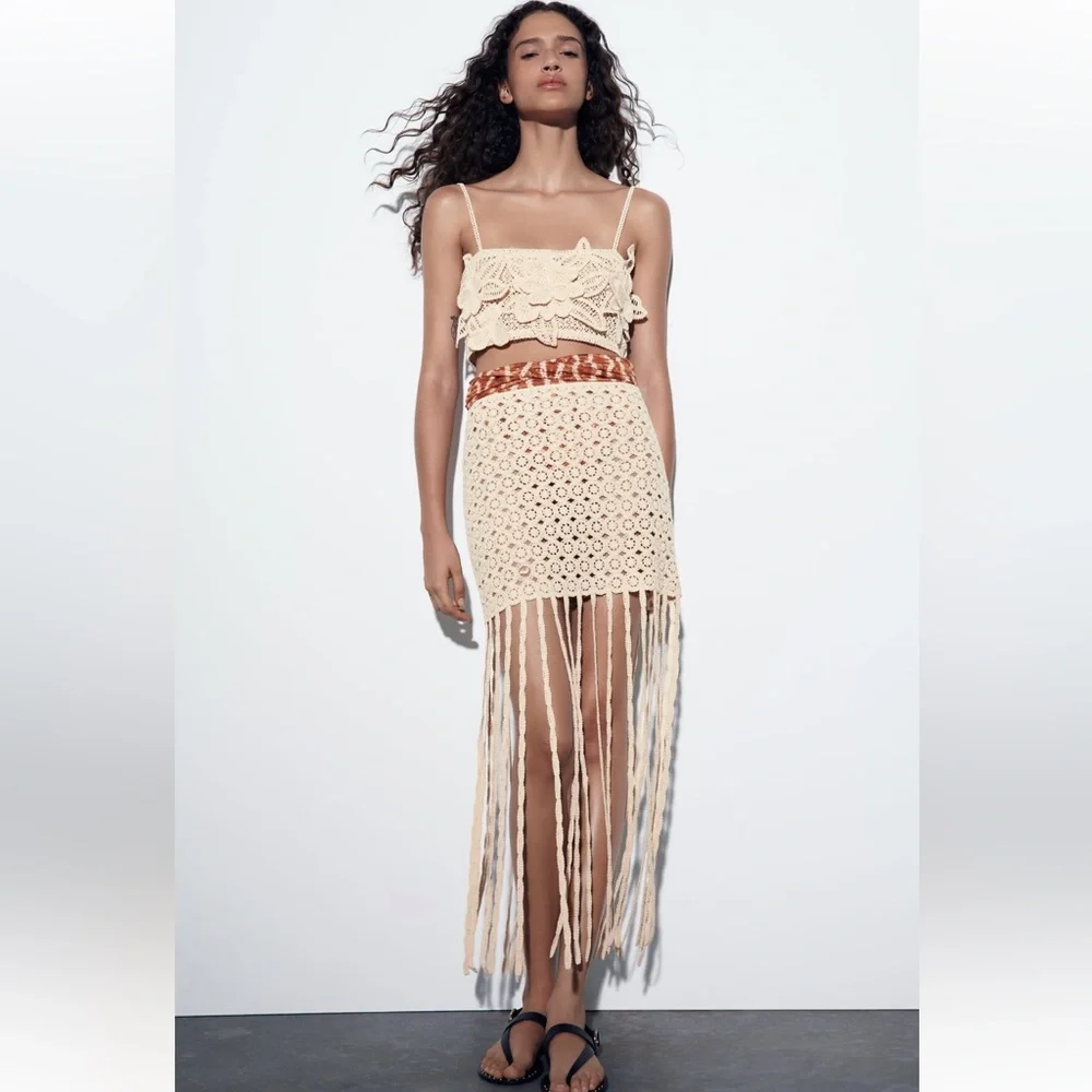 ZARA BLOGGERS FAV FRINGED CROTCHET SKIRT - Picture 7 of 13